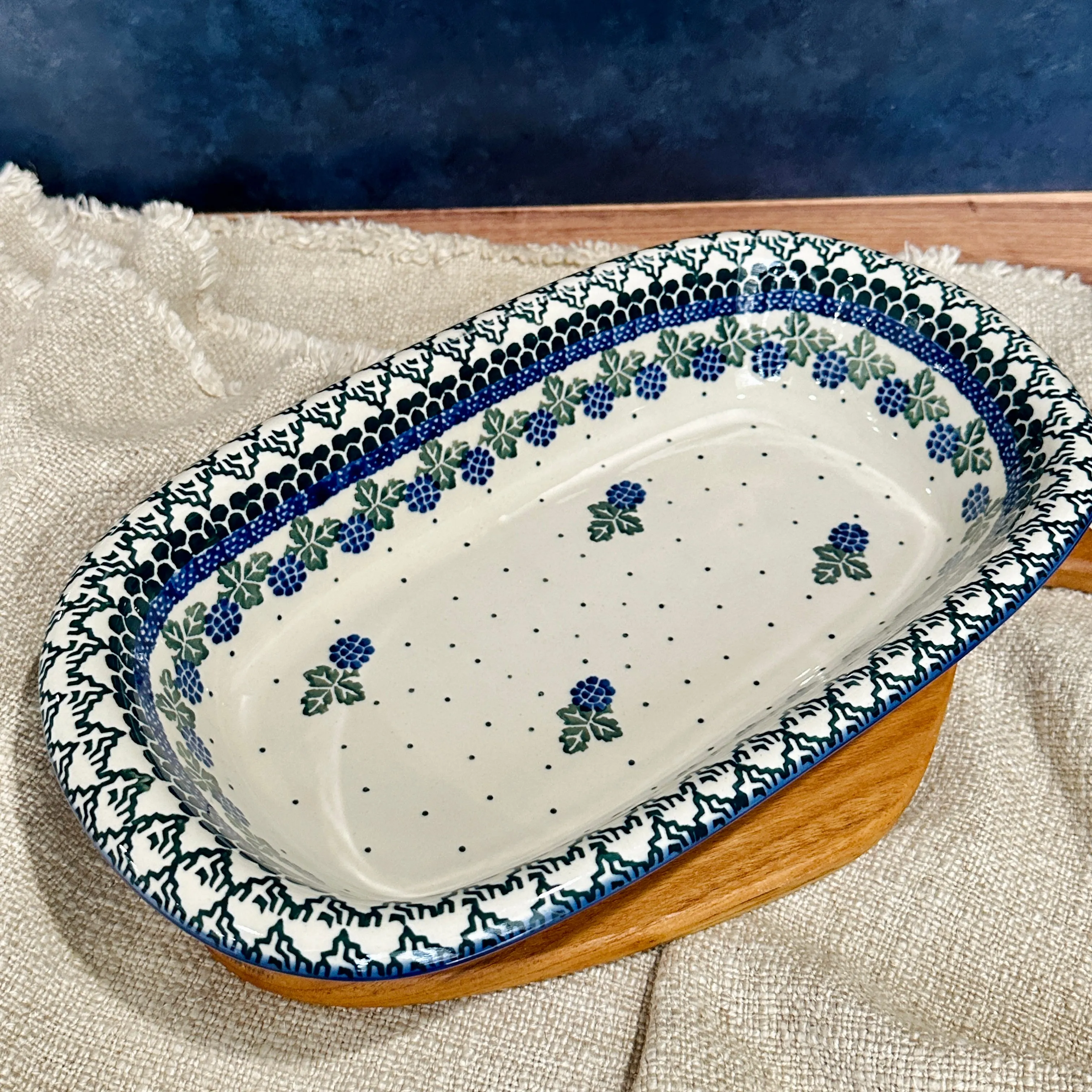 Polish Pottery Oval Rolled Lip Baker