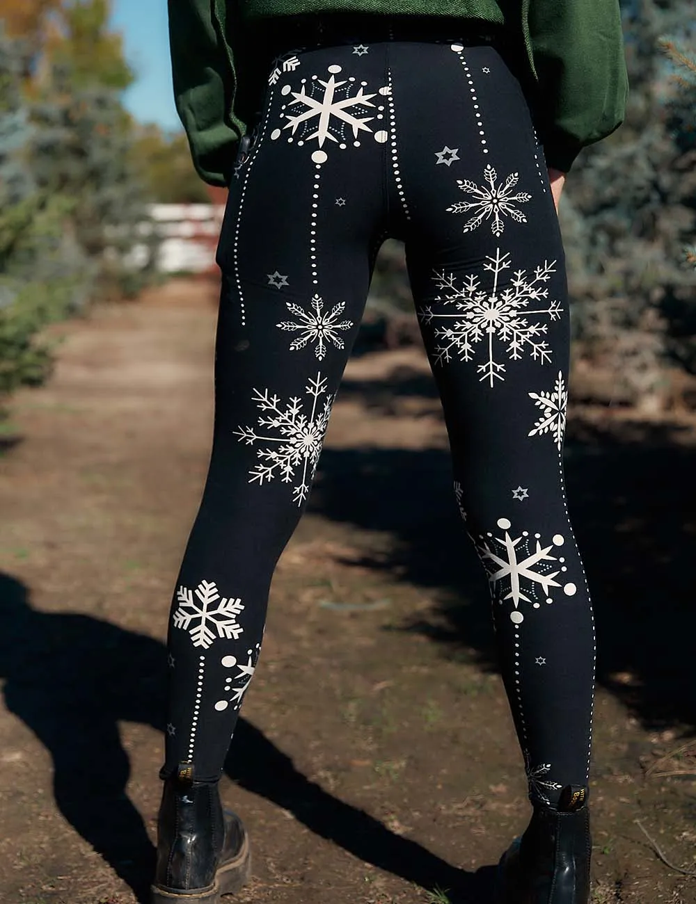 SA Exclusive Festive Frost Pocket Leggings