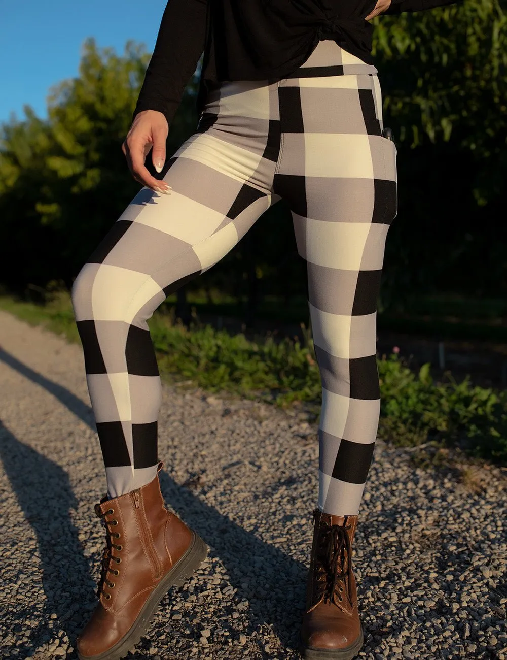 SA Exclusive White Blockin' Around Pocket Leggings