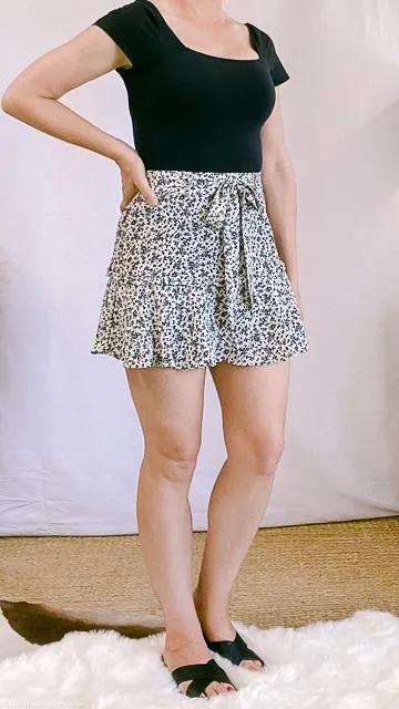 Sabrina Ditsy Floral Ruffle Skort