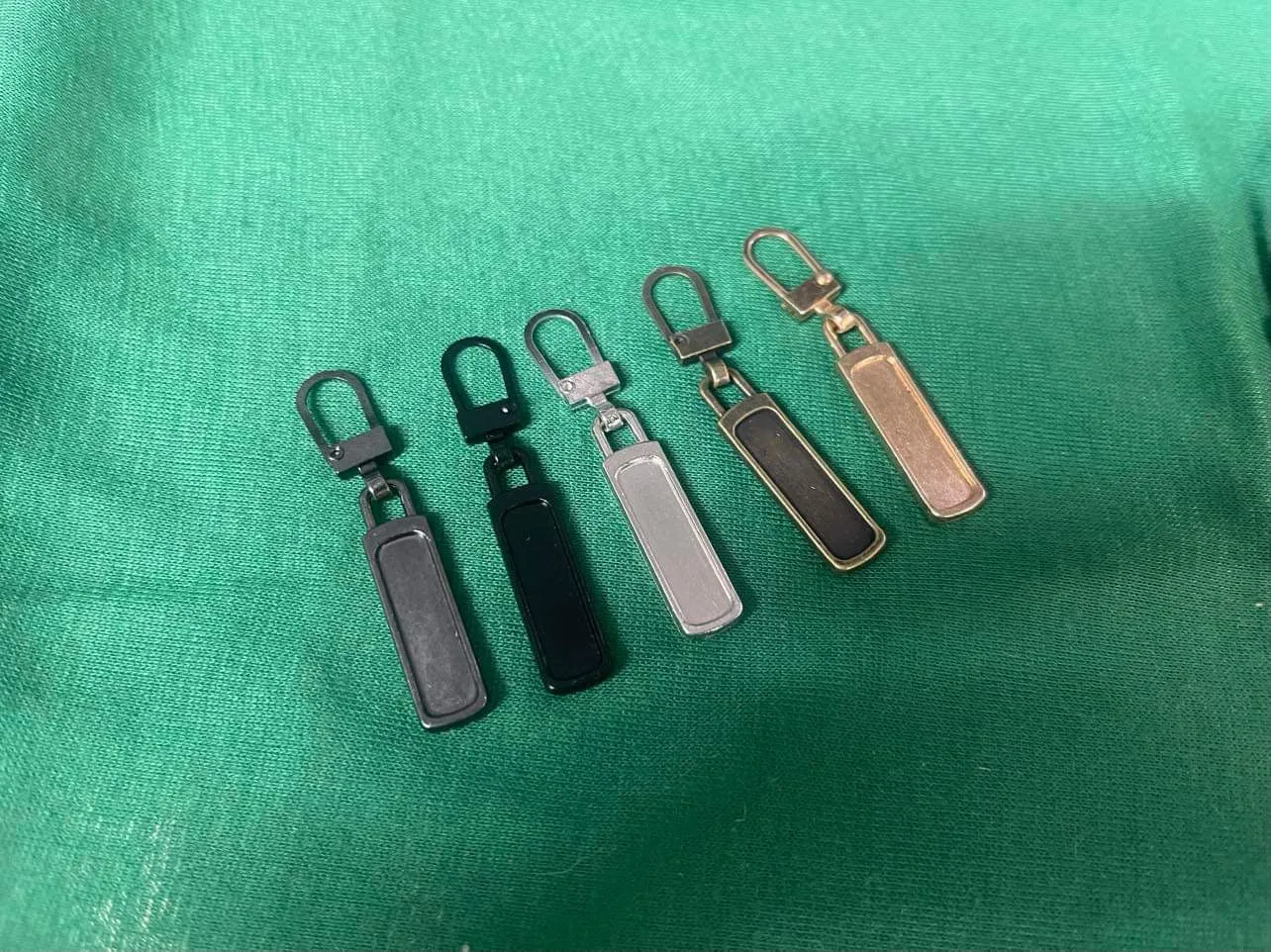 Zipper Pulls